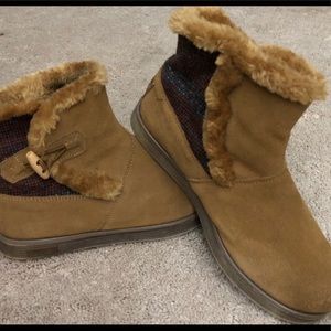 Skechers Suede Tan Booties